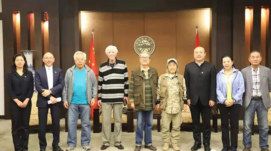 bat365官方网站召开艺术家首批推介座谈会